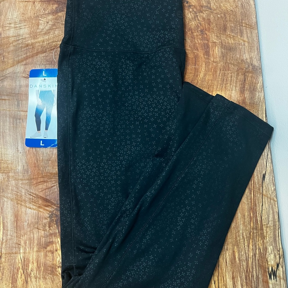 Danskin Black Patterned Leggings